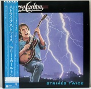 LARRY CARLTON - Strikes Twice / JPN OBI 1980 (Jazz Rock Fusion)