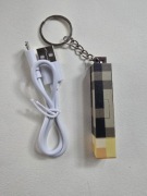 Brelok do kluczy pochodnia maincraft świecącą latarka 