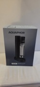 srebrny kran i saturator aquaphor