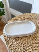 Elegancka Tacka Ceramiczna – Handmade