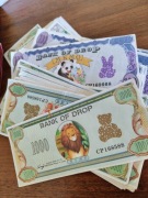 Karteczki banknoty zestaw kolekcjonerski 92sztuki