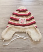 Piękna czapka Broel