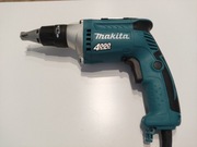 Wkrętarka Makita FS4300X2 z podajnikiem do wkrętów