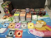 Pokemon BULK Ponad 800 kart w tym ZWYKŁE, HOLO, KODY, ENERGIA, OPAKOWANIA 