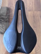 Siodełko rowerowe NOVUS BOOST EVO 145 x 245 mm (L3) X-TECH TM