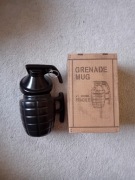 Kubek granat 280 ml czarny zawleczką przykrywka