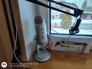 Mikrofon pojemnościowy Blue Yeti+ opcjonalny statyw