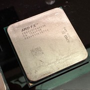 AMD FX-8320 4 GHz 8 wątków AM3+ Vishera