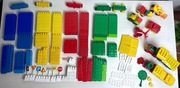 Duży zestaw plastikowych klocków (używane) + SAMOCHODZIKI