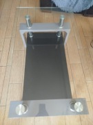 Ława z szklanymi blatami