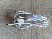 Przewód przyłączeniowy z przełącznikiem biały 140cm (54)