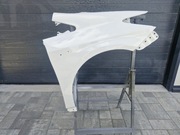 Błotnik  prawy przód Toyota Prius 3 kolor 040 biały 