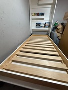 Łóżko chowane w szafie