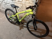 Rockrider ST100, rama M, koła 27,5’