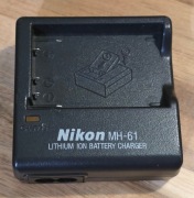 Ładowarka Nikon MH-61 100% sprawna