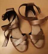 Sandały Clarks roz. 8 Sandcastle Ray