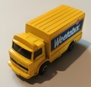 Corgi Leyland Truck , 1999r , 1:64 .