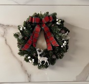 Świąteczny, zimowy wianek na drzwi 40 cm