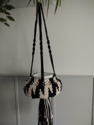 Kwietnik, kosz, wiszący  do sufitu,karnisz, ozdoba, makrama