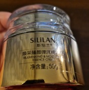 Odmładzający krem do twarzy - prezent dla Niej