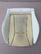 Audi A1 8X S-Line gąbka siedziska fotela kierowcy stan b.dobry