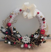 Wianek świąteczny bożonarodzeniowy dekoracja na drzwi i okno  stroik