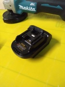 Adapter z aku DeWalt XR18V ta Milwaukee M18 do sprzętu Makita 18VLXT