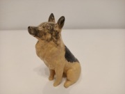Ceramiczna figurka psa (owczarek niemiecki)
