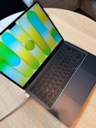 MacBook Air M3 8/256