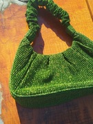 Nowa zielona błyszcząca torebka do ręki PrettylittleThing 