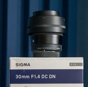 Sigma 30 f 1.4 micro 4 3 