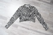 Elegancka bluzka długi rękaw zebra czarnobiały golf M Glamorous crop top