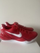 Kobe 8 protro university red