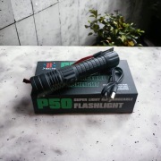 Latarka LED Taktyczna Akumulatorowa Z Kablem + Mocny Zestaw + ZOOM