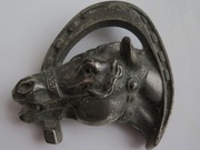 Statuetka z podkową i łbem konia - stara