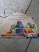 Tabliczka z napisem Mó dom lśnił czystością...