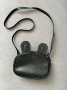 Czarna torebka z uszkami uszami kotka listonoszka mała uszka kopertówka