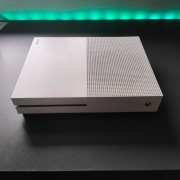 Konsola Xbox One S / 2017 / 500 GB / Gry w zestawie 