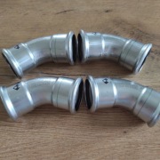 Kolanko zaciskowe 45 stopni 35 mm