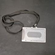 Identyfikator na taśmie etui na kartę 56x90