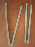 Drewniane szczypce do wyciągania gotowanej pościeli