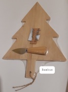 Taca deska do serwowania z nożem w kształcie choinki Bambusowa Sinsay