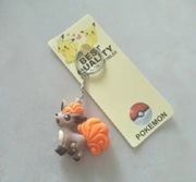 BRELOCZEK BRELOK DWUSTRONNY DO KLUCZY POKEMON