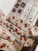 Kanapa w angielskie róże