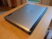 Elegancki i mocny Dell 3550, dwie grafiki 2x2,3 GHz/128GB SSD/8GB RAM/HDMI