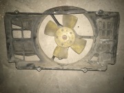 Audi 100 c3. Wentylator chłodnicy z obudowa. 
