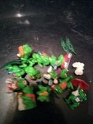 KINDER NIESPODZIANKA ZABAWKI