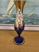 Wazon Bohemia – szkło kobaltowe, ręcznie malowany, złocenia, kwiaty 3D