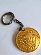 Epoka Gierka. Okolicznościowy brelok z Centralnych Dożynek w  Poznaniu. 