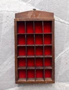 Gablotka na naparstki